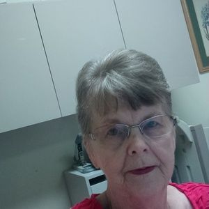 Meet your Posher, Peggy